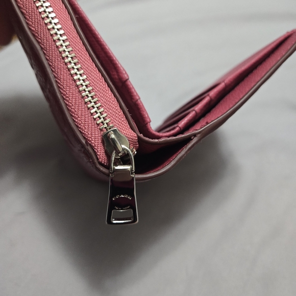 New without tags coach purse and wallet - Picture 9 of 10
